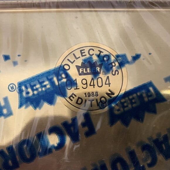 Fleer 1988 Baseball Team Logo Stickers & Trading Cards Factory Sealed Item 571 - Picture 7 of 7